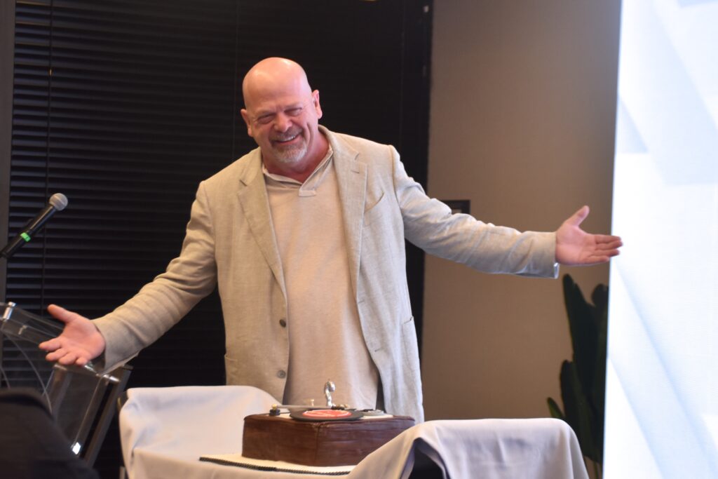 Rick Harrison llega a Chile para lanzar el portafolio de canales de A+E  Networks Latin America en Mundo – GenteSCL